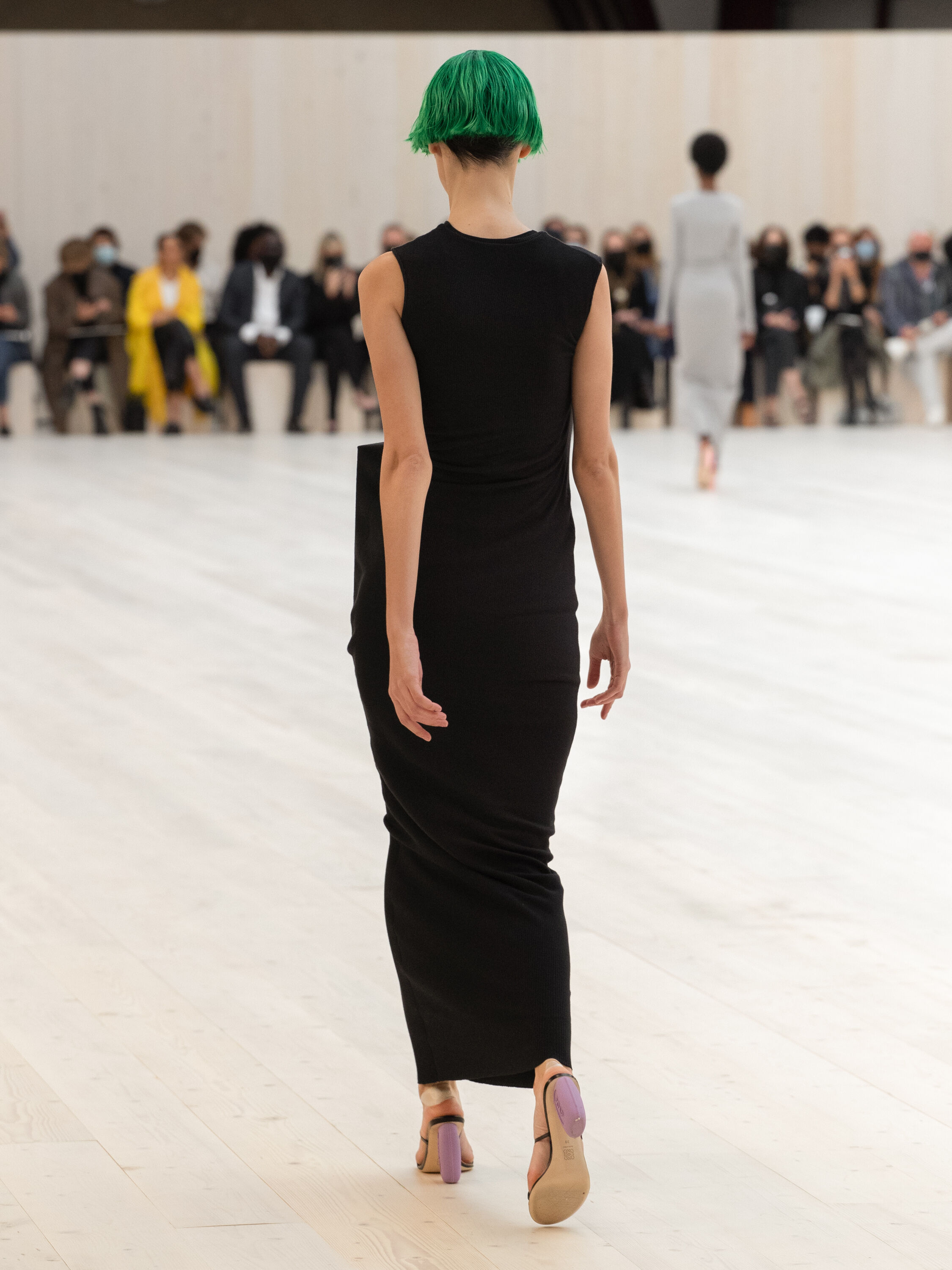 LOEWE | reinventing craft and leather. LOEWE | reinventing craft and leather.